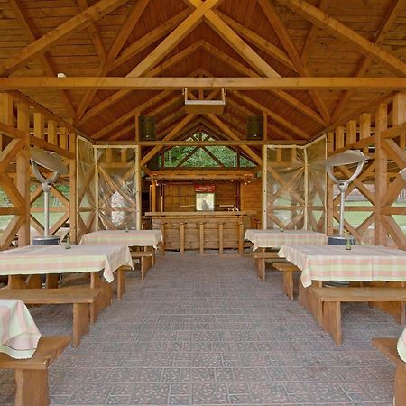 Kupelne Domceky - Kupele Cerveny Klastor Smerdzonka Zewnętrze zdjęcie